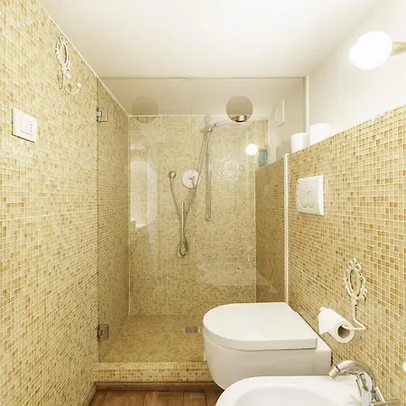 Luxury Nest In Historic *