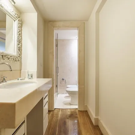 דירה Luxury Nest In Historic