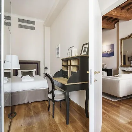 דירה Luxury Nest In Historic